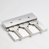 300100766_1 Holder for tre nøkler