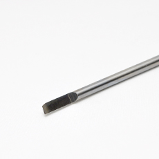 4,36mm halvert stikkel