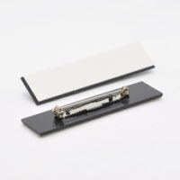 520100453 Jakkeskilt i hvit-sort