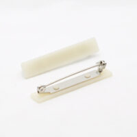 Sikkerhetsnål med bakplate