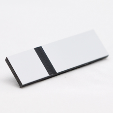 Hvit-sort graveringsplate