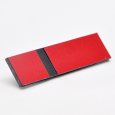 Rød-sort graveringsplate
