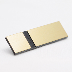 520400011 Gull-sort graveringsplate