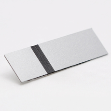 Sølv-sort graveringsplate
