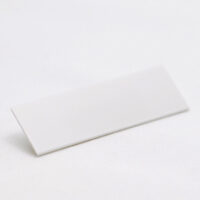 Hvit gravotac front plate for taktile skilt