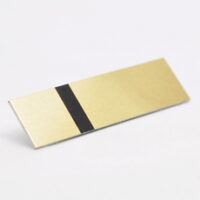 521110161 Gull og sort plate med metallfinish for gravering