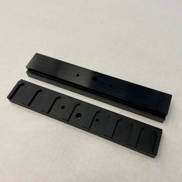 Holder for gravering